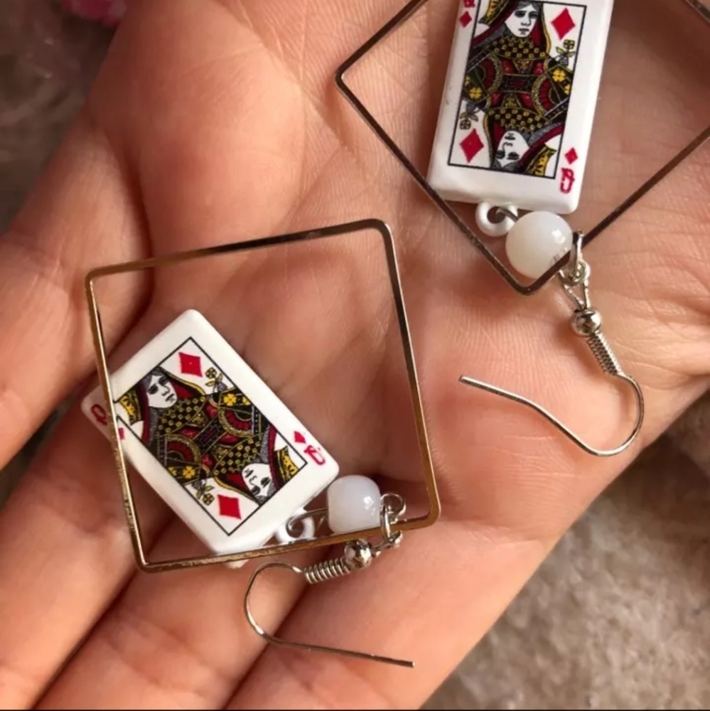 NEW Poker Playing Cards Drop Earrings - Picture 2 of 2